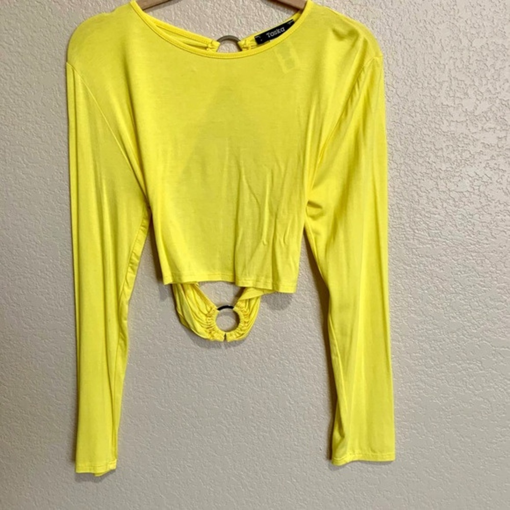 Toska yellow crop top long sleeve back cut out with metal ring top size M